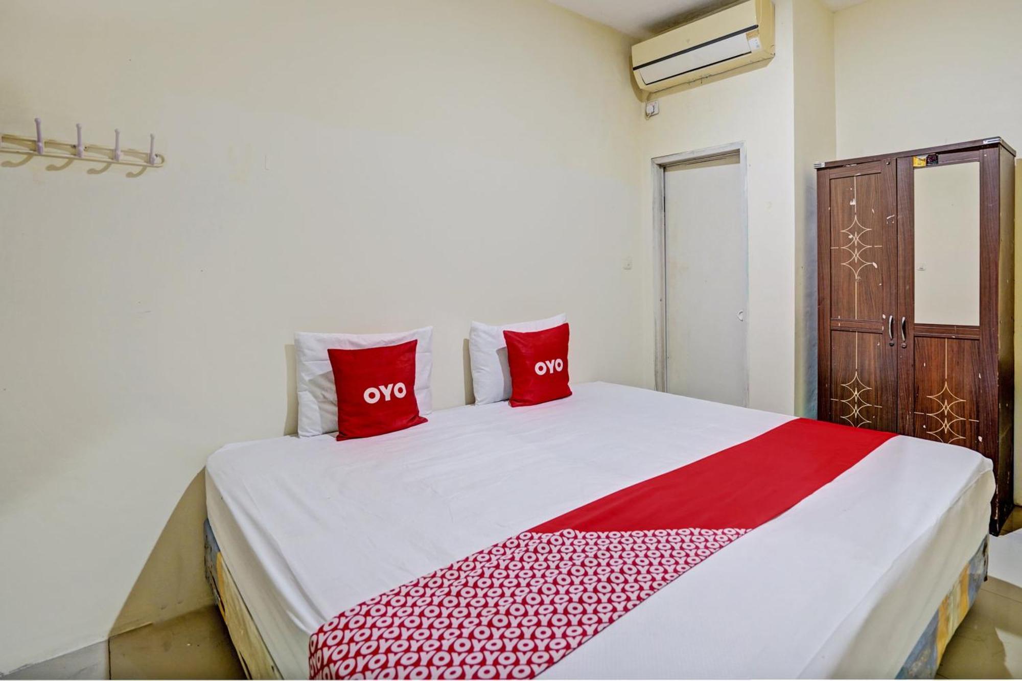 Oyo 93112 Garden Homestay 3 Merlion Сурабая Экстерьер фото